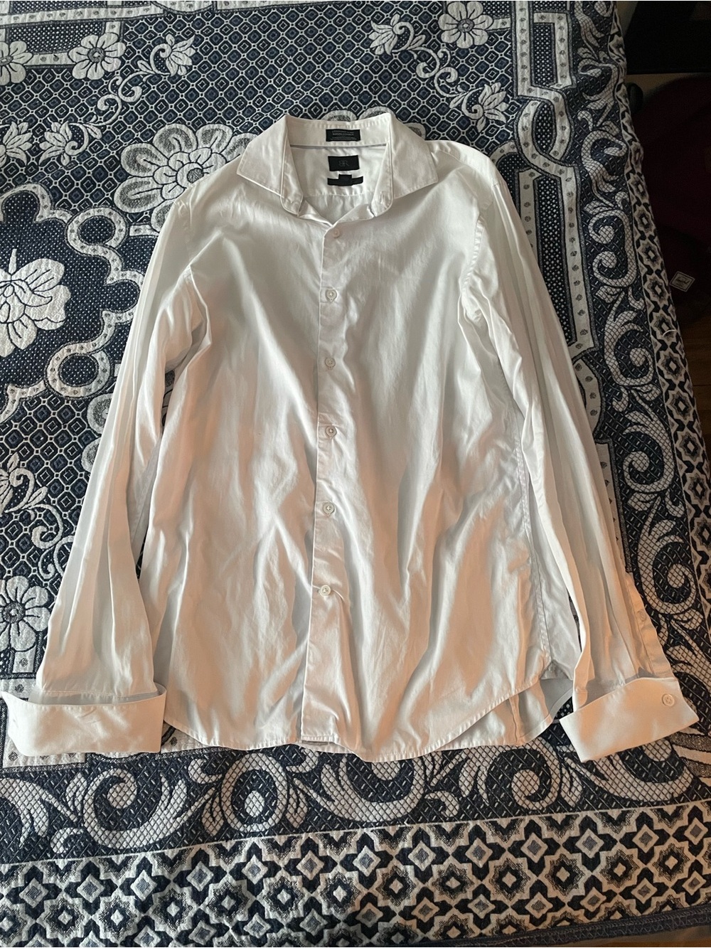 Banana republic Italian 100% cotton white dress shirt M